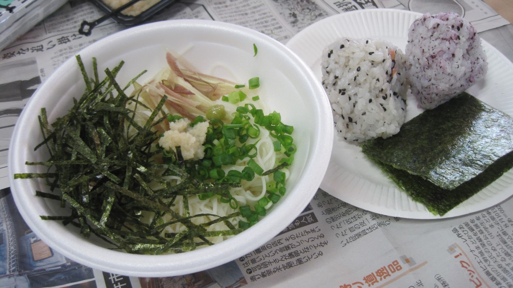 調理でコミュニケーションを活性化！夏らしくそうめんをつくって食べよう♪のイメージ画像