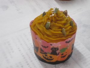 ハロウィン目前👻かぼちゃのカップケーキづくり🎃のイメージ画像