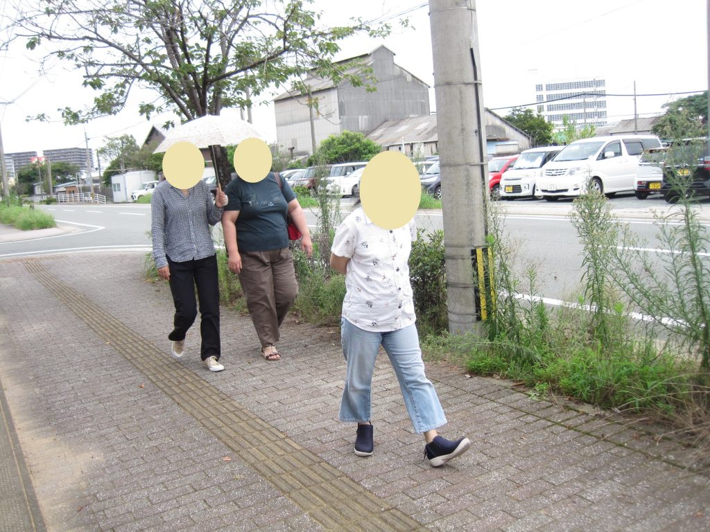 晴天の日に🌞プチウォーキングで体力向上🏃のイメージ画像