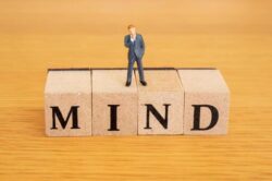 頭の中の整理が出来ないのはなぜ？散らかった思考を整理するポイント✨のイメージ画像